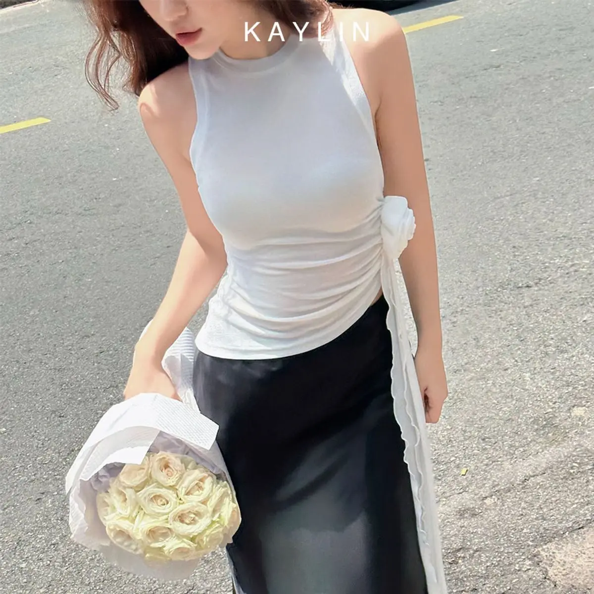 Áo hoa KAYLIN kiểu nhúng eo chất vải Thun co giản mềm mịn phối hoa tua rua thanh lịch phá cách N2129 Nữ Top Nhung Women