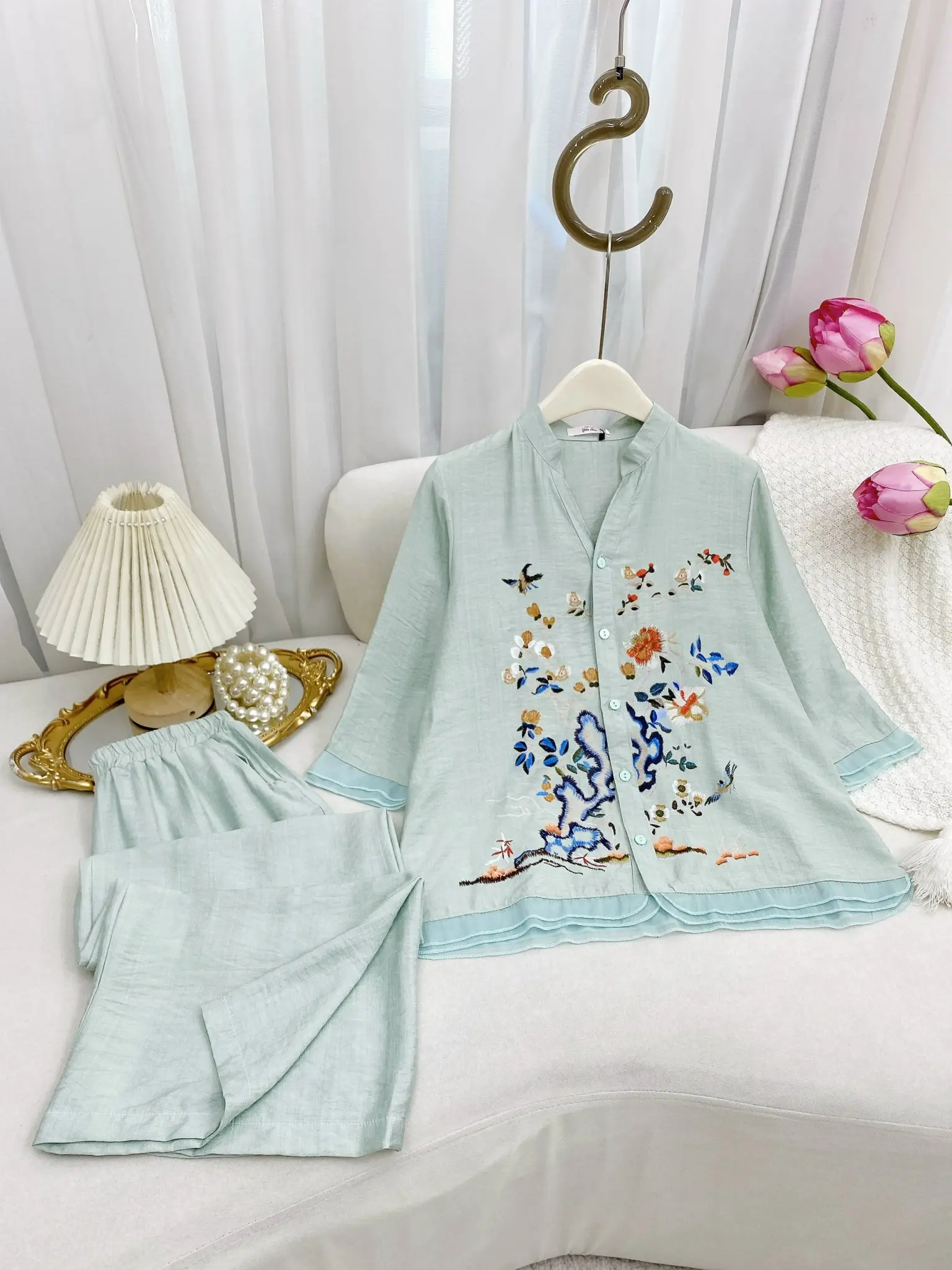 ( Mã G1 ) Mẫu bộ đũi Linen đi chùa , đi chơi chào vu lan 2024 Voi Nhung