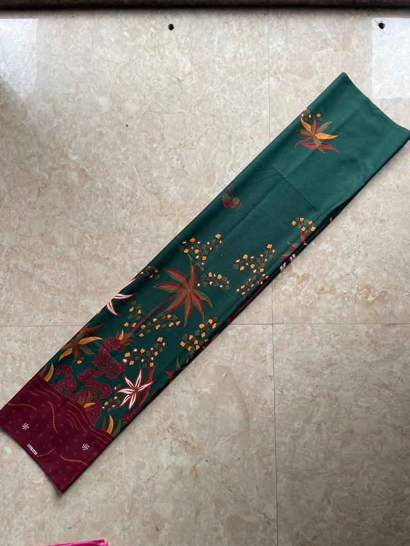 Product Introduction of Southeast Asia Longji Skirt Women's Myanmar Gauze Thai Skirt Dai Traditional Ethnic Tube Skirt Malaysia Bride Womenswear Bottom Lingerie Comfort Bohemian Boho Plaid 12