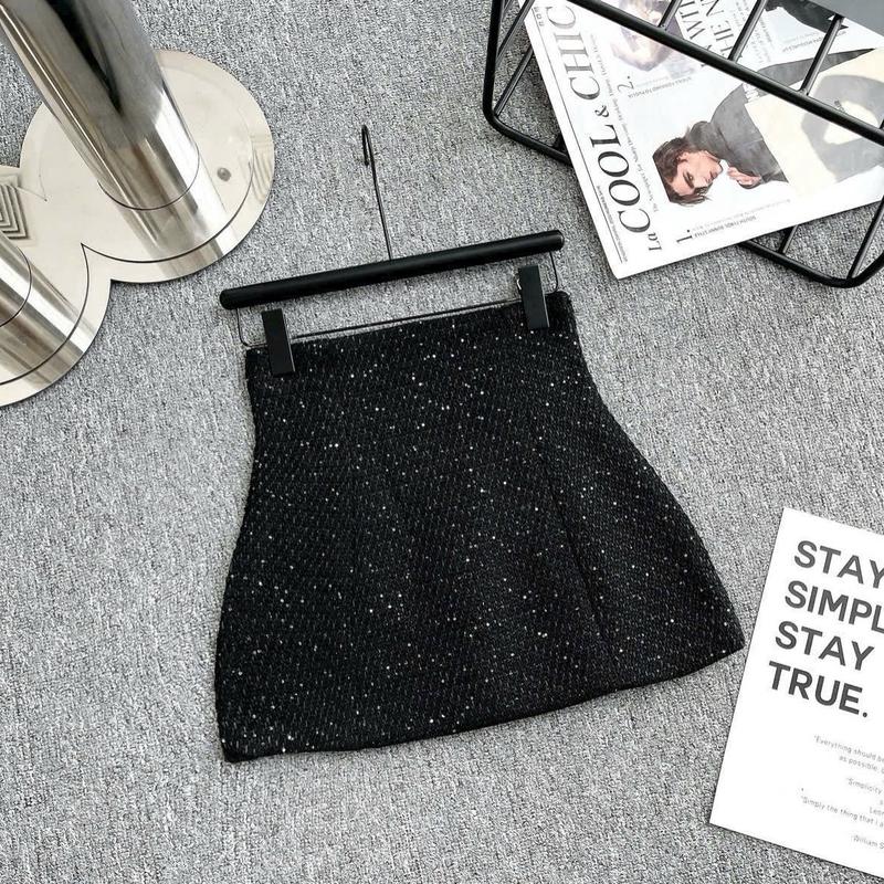  Chân váy dạ kim tuyến dáng chữ A dành cho nữ 