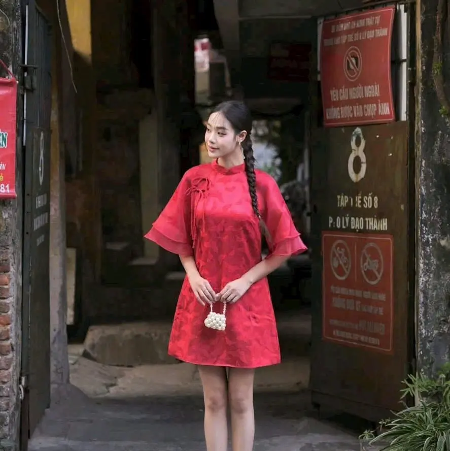 ĐẦM GẤM HOA TAY PHỐI KÈM CÀI 3M Women Dress Nữ Xinh Đỏ