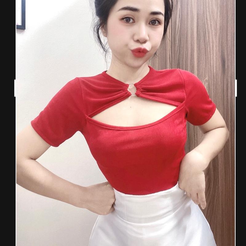 Áo Nhũ Cộc Tay Hở Ngực Phối Khuyên Tròn Sang Chảnh 3