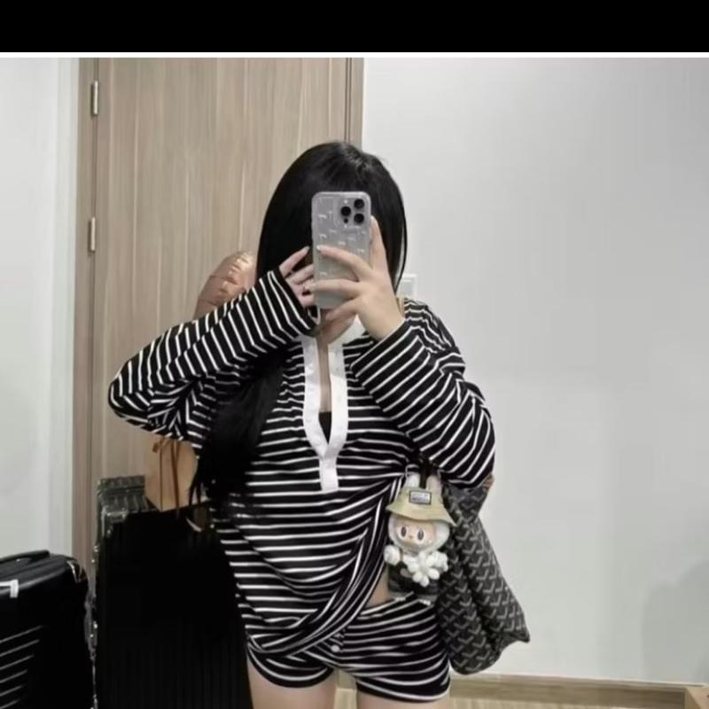 ￼Set Bộ Kẻ Ngang Cổ Tàu Phối Cúc Áo Dài Tay Quần Short Hottrend, Set Đồ Nữ Kẻ Ngang Thu Đông 1
