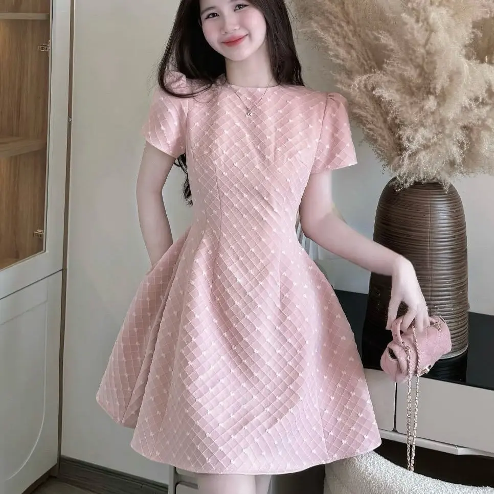 Váy gấm xốp tay phồng fom xoè mặc tôn dáng xinh sang ( 2 màu hồng - trắng )