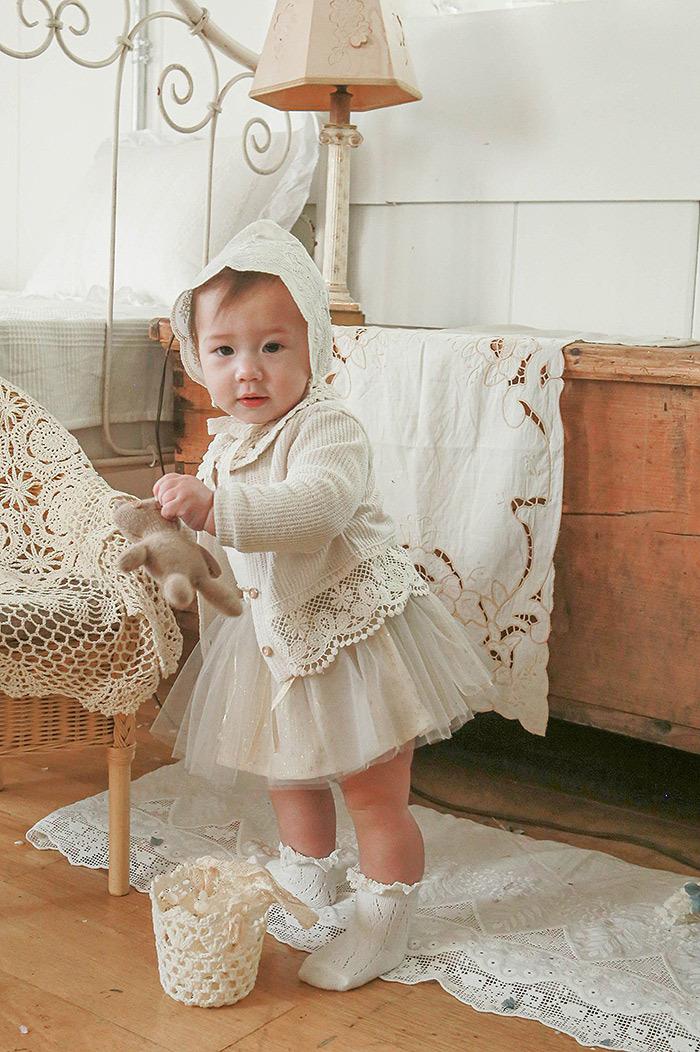 Product Introduction of Korean style girls' baby and infant lace air conditioning shirt ins casual sun protection clothing cardigan coat all-matching cardigan 3