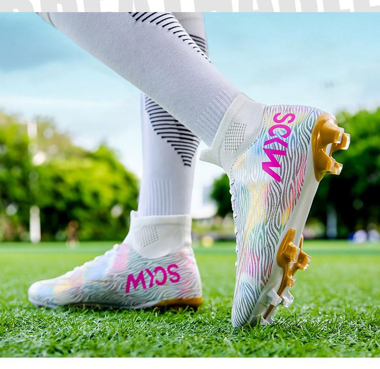 Product Introduction of Fustal！35-45 Ready Unisex Plus Size Training Football Shoes Fashion All-terrain Football Shoes Wide Last Soccer Shoes 16