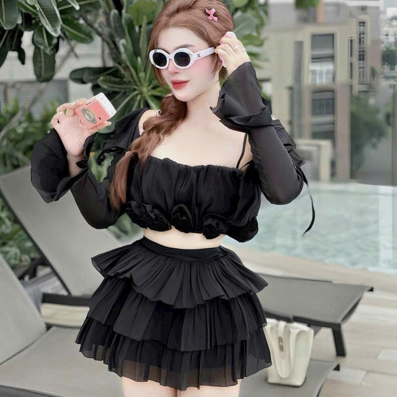 Set váy voan thiết kế áo ngắn hai dây (có mút) đính hoa kèm khoác phối chân váy xòe tầng có lót Nữ Women Kem Dress Top 2