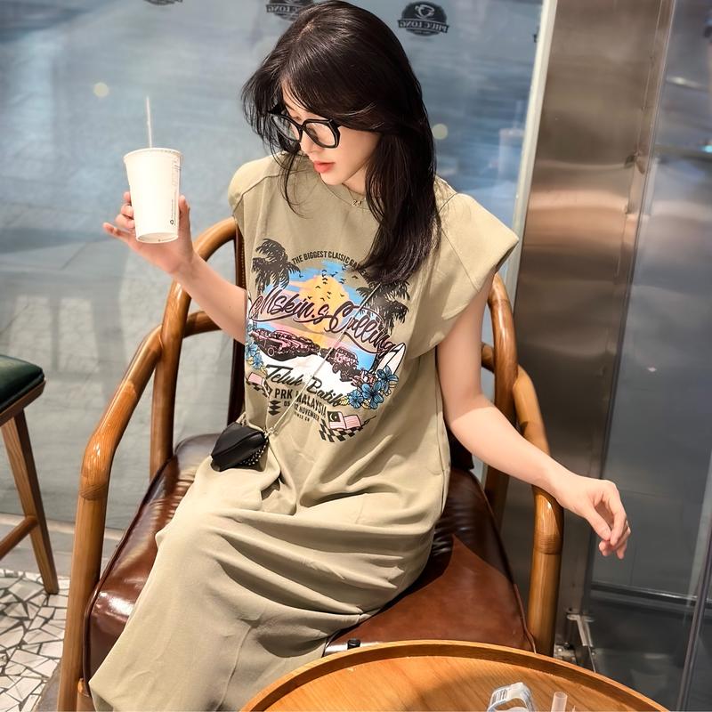 Váy độn vai bãi biển kèm túi Hằng tống qc