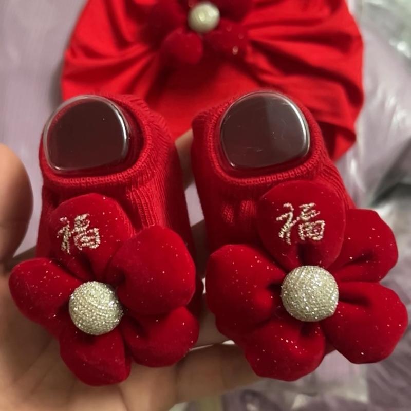 Mũ tuban đỏ kèm tất tập đi cho bé Phụ Kiện Tóc Cài Tóc 3