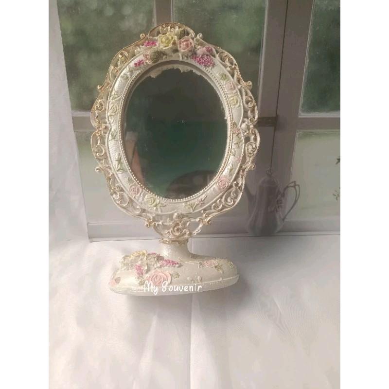 Cermin Standing Engsel Alya dengan Desain Bunga Eksklusif, Souvenir Pernikahan yang Tak Terlupakan,cermin aesthetic 1