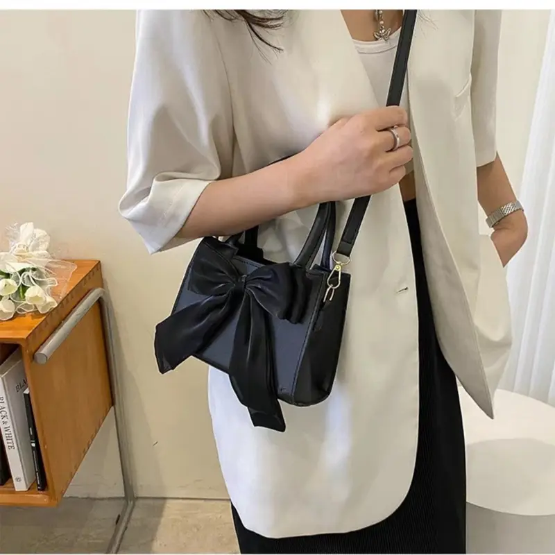 Túi xách nữ thời trang dễ thương 0