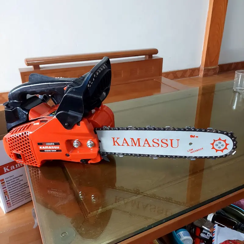 Máy cưa xích kamastsu 2500 máy cưa xích cầm tay nhỏ gọn dễ sử dụng phù hợp cho mọi gia đình 0