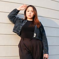Gambar JINISO Big Size Jaket Crop Jeans Oversize Pocket Black Acid - SEMUA UKURAN dari JINISO JEANS Kota Administrasi Jakarta Utara 5 Tokopedia