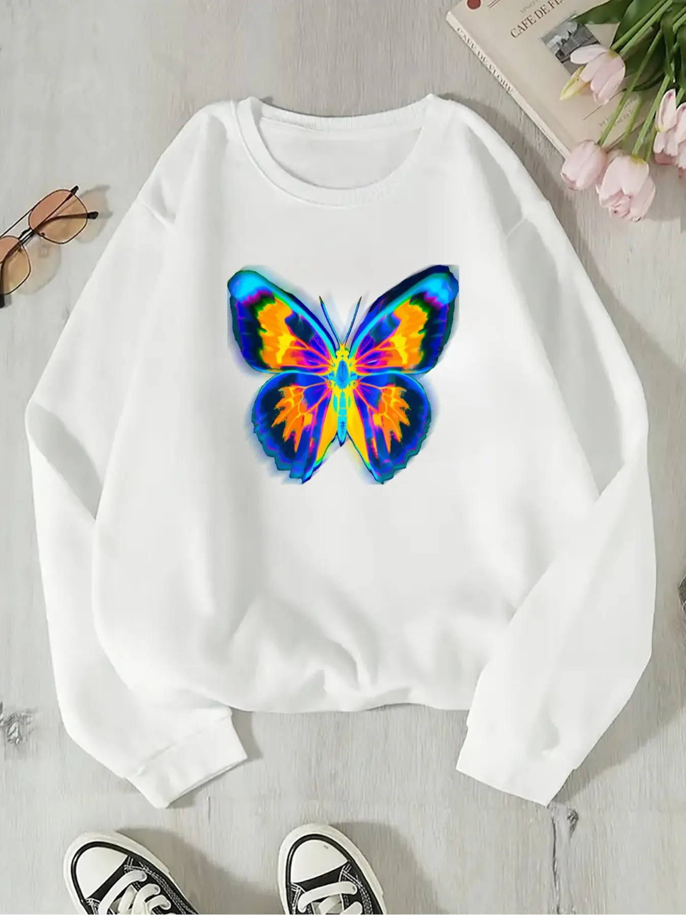 Women's Butterfly Print Drop Shoulder Sweatshirt, Casual Long Sleeve Round Neck Pullover for Fall & Winter, Ladies Clothes for Daily Wear