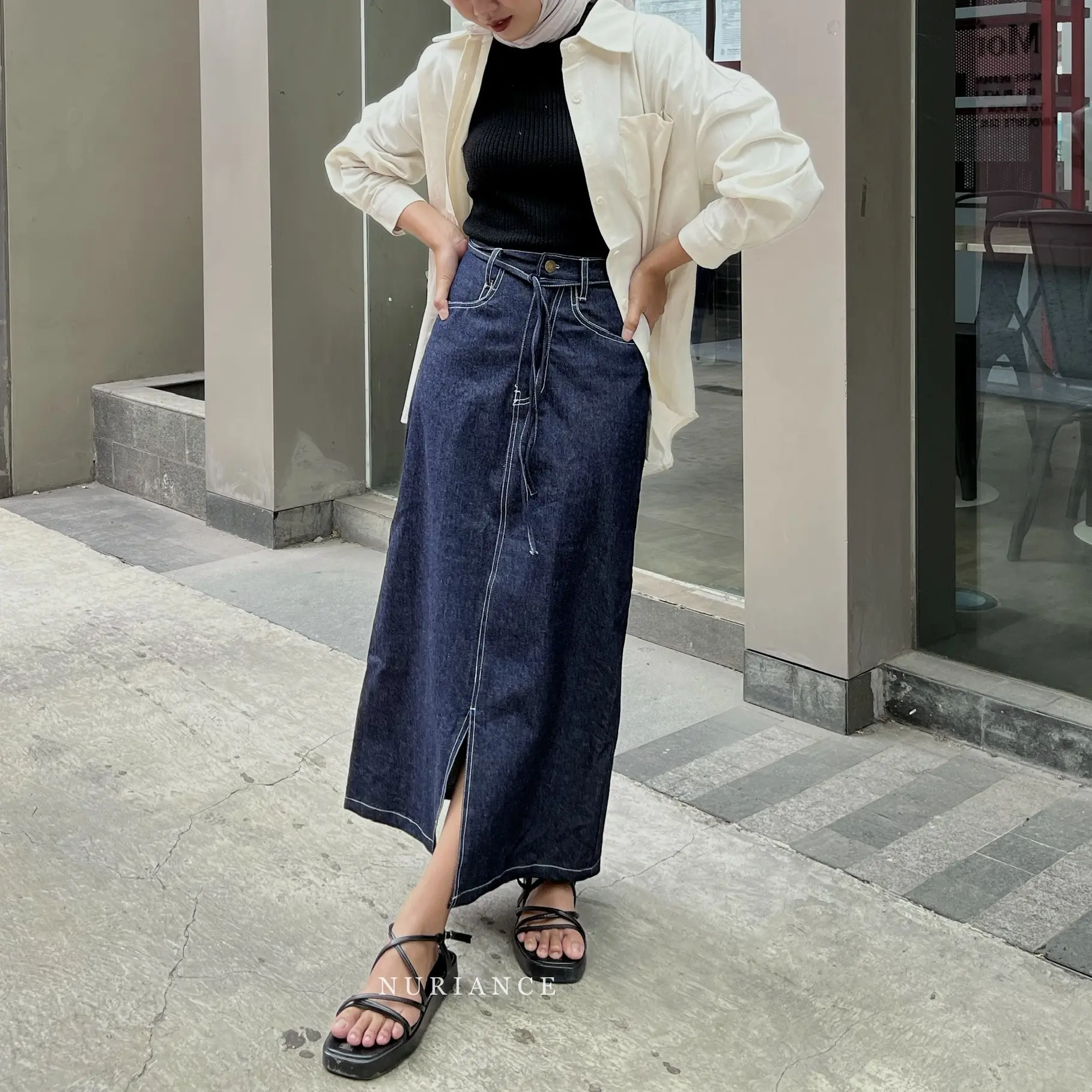 NURIANCE - Tarra Denim Skirt ( Slim-fitting Polos Rok jeans) Midi Panjang Wanita