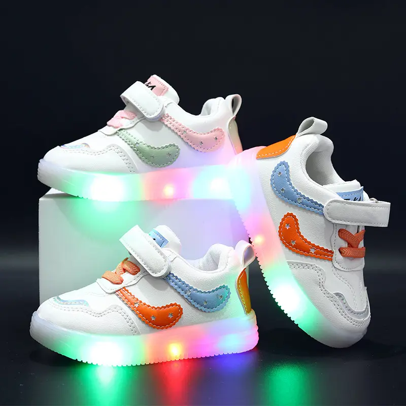 Sepatu Sneakers Anak Laki / Perempuan LED Menyala Sekolah FREE BOX  Gratis Ongkir Ke Seluruh Indonesia Untuk Umur 6 Bulan Sampai 5 Tahun Q - 11 Kaki Cowok