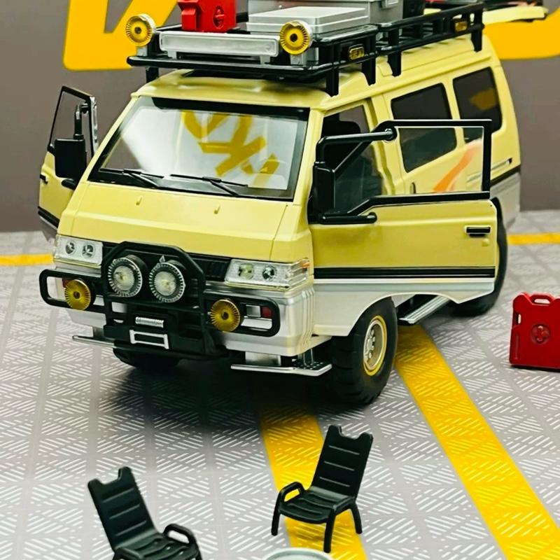 Mô hình xe Mitsubishi Delica Van Guide Offroad full open - có phụ kiện tỉ lệ 1:24 Chimei Model OT24052