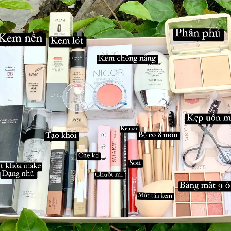 Combo make up 15 món cá nhân ( mùa hè) đơn giản tại nhà