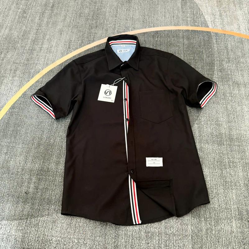 Sơ mi nam tay dài phối túi cổ thêu 3 sọc 2 màu đen trắng. Phong cách sang trọng Menswear Áo Shirt Có Cổ Nhung 4