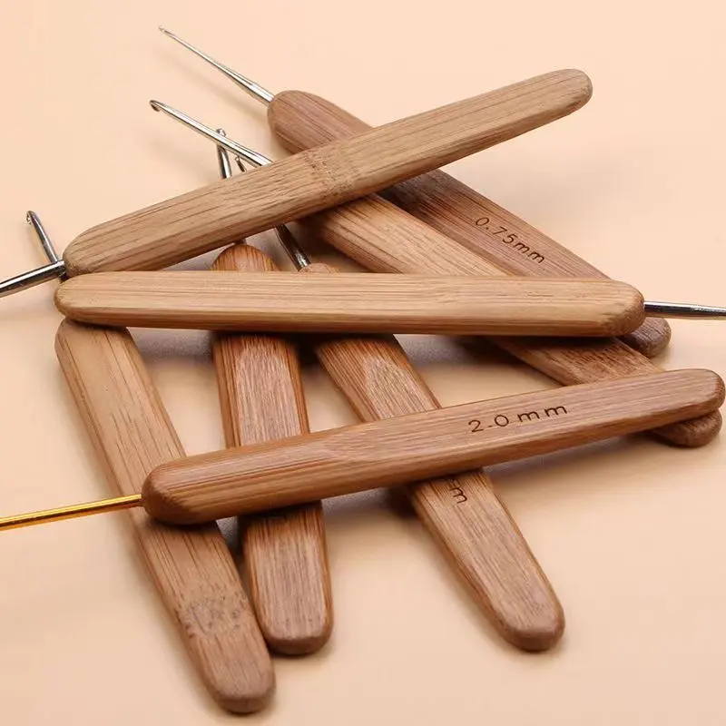 Bamboo Handle Crochet Wool Crochet DIY Hand Knitting Tool Sweater Needle Round Head Carbonized Crochet Bamboo Crochet Hook Single