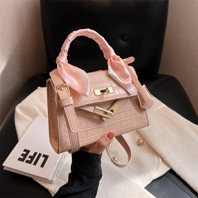 Product Introduction of Túi Xách Nữ H.M Đeo Chéo Đeo Vai Quai Xách Da Pu Vân Cá Sấu Mix Khăn Đi Tiệc Đi Chơi Sang Chảnh MIQI BAG TX-103 7