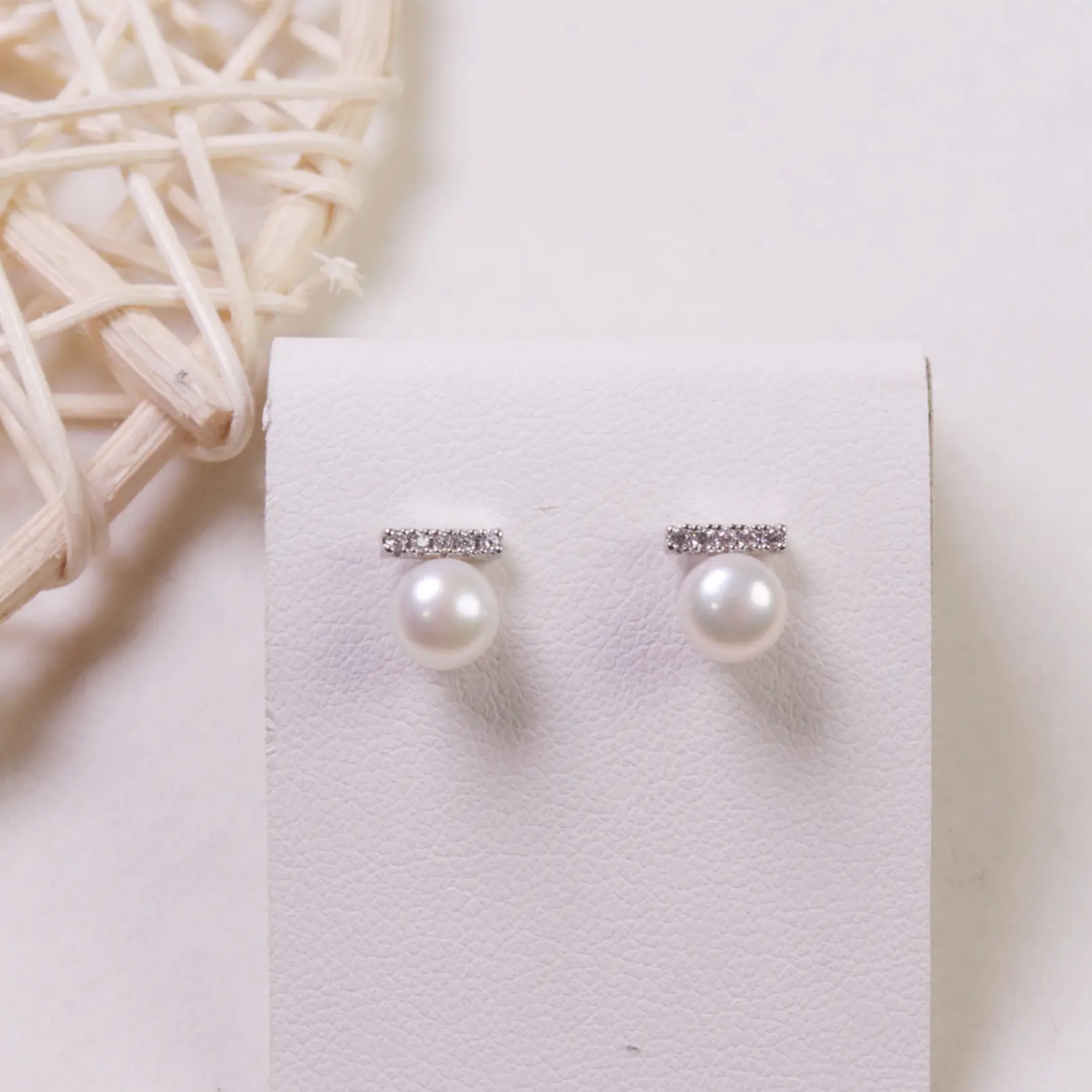 Ins Style Korean Style Zhuji Freshwater Pearl Ear Studs Balance Series Temperament Entry Lux Pearl Earrings Wholesale Delivery