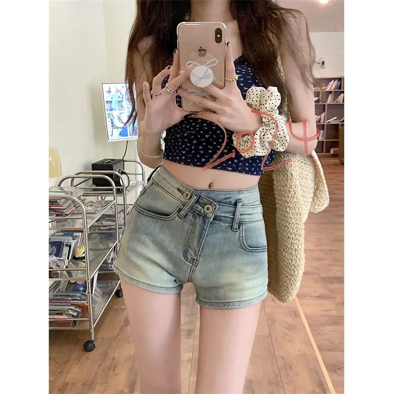 quần đùi jean cho nữ, Thiết Kế Bất Đối Xứng Dành Cho Nữ, Phong Cách Mùa Hè,Quần Ống Đứng Co Giãn Cạp Cao, Bó Sát, Quần Nóng，quần đùi nữ sang chảnh