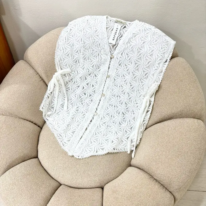 Brokenwhite arabella