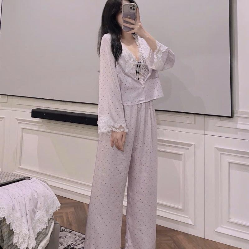 SP.666 Set bộ ngủ lụa 4 món áo hai dây kèm đệm, quần cộc, áo dài và quần dài hoạ tiết chấm bi hàng Quảng Châu cao cấp 2
