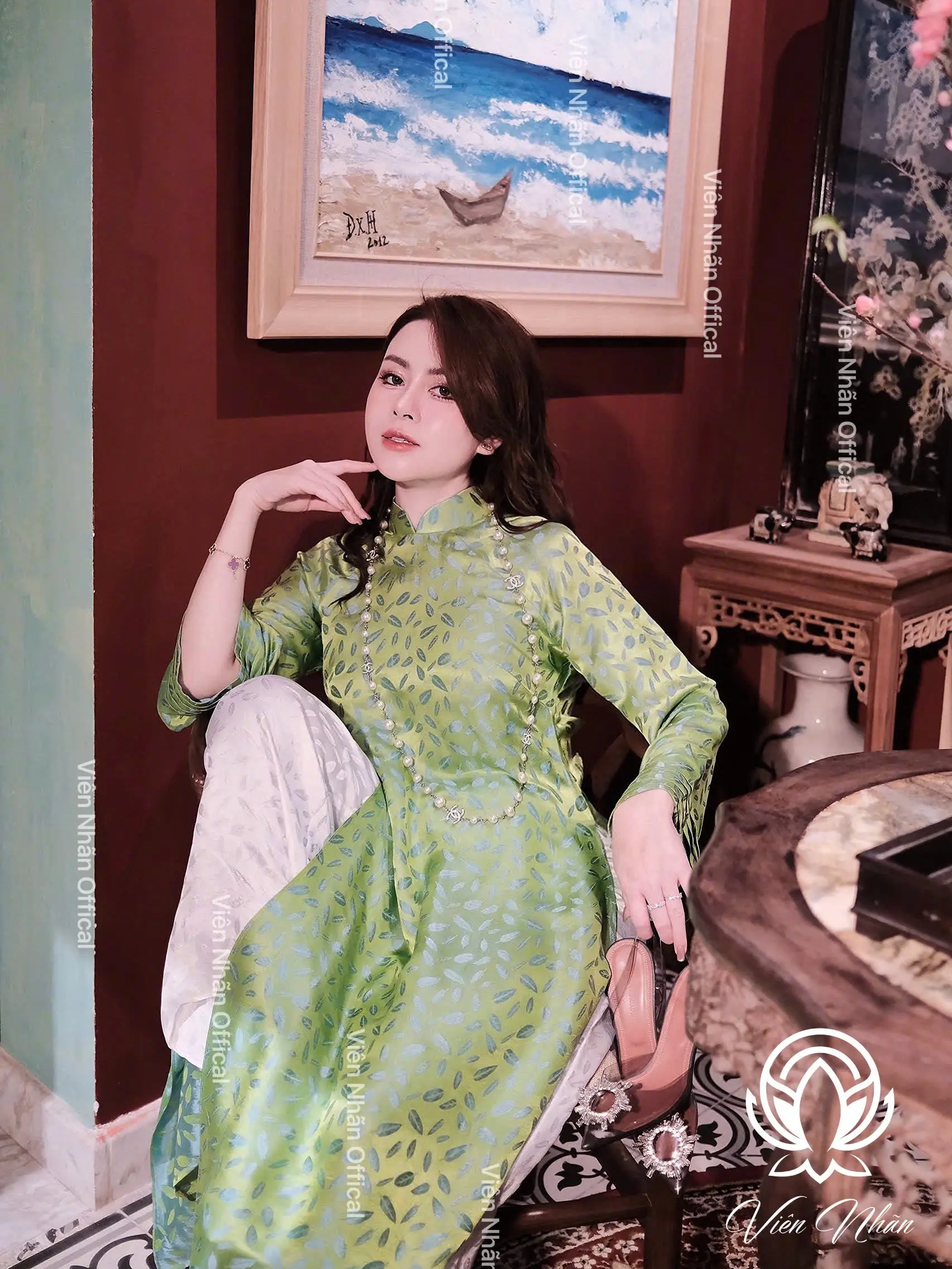 [KHÔNG KÈM QUẦN] Áo dài suông Viên Nhãn chất vải lụa tơ tằm cao cấp cách điệu họa tiết lá tay xếp tầng năng động trẻ trung