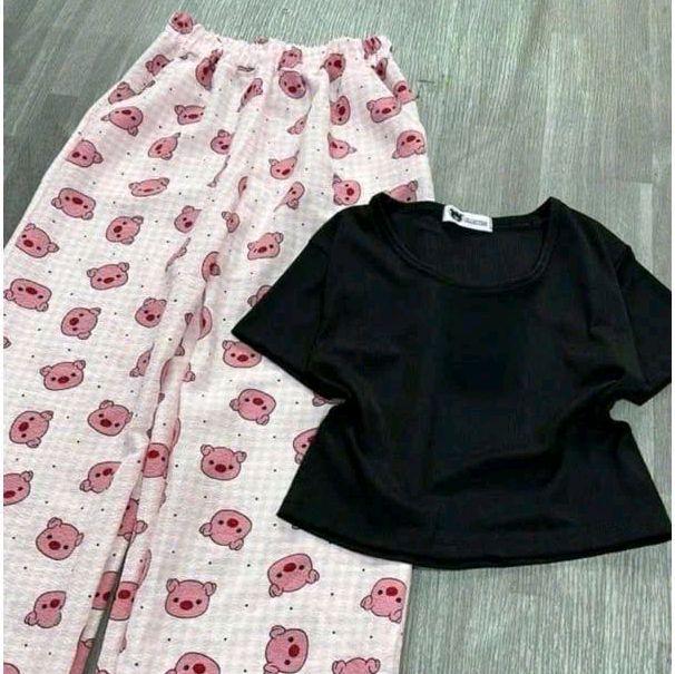 Tổng hợp các set bộ quần hoạt hình+ mix áo croptop trơn tăm lạnh - Thoải mái & thời trang 2