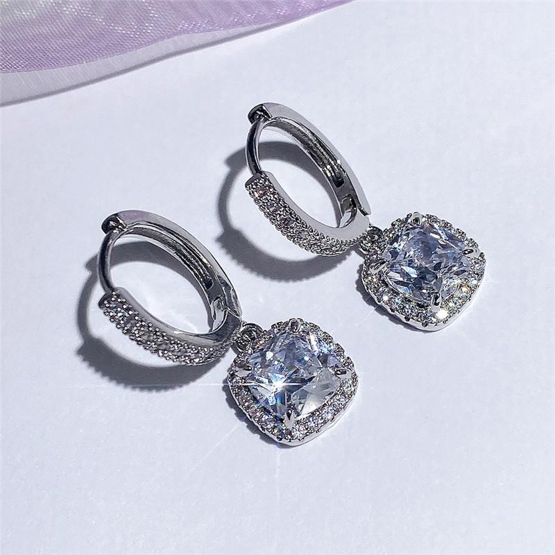 Product Introduction of Bông tai nữ cao cấp mois vuông khuyên tròn fullmoi Hoa tai moi vuông tặng kèm hộp fullbox Women 1