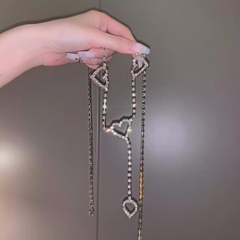 Product Introduction of Love Metal Thin Waist Chain Women's Design High-Grade Sexy Hot Girl New Fashion Belt Accessories 18