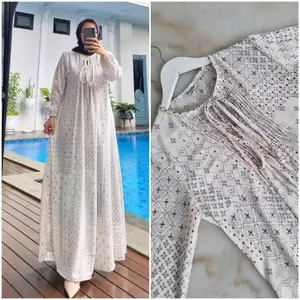 Cania Dress Lionel Richie Edness Kayla