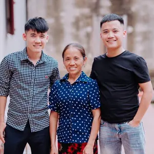 Tiệm Ăn Vặt Hậu Troll