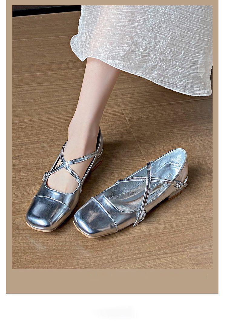 Product Introduction of French Style Silver Fairy Style Pumps Female 2025 Autumn New Retro Inner Match Match Skirt Mary Jane Shoes 13