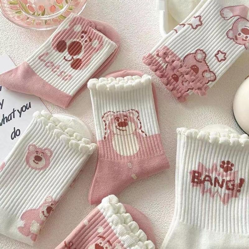sét 10 đôi Vớ cổ cao hình gấu dâu LOSTO dễ thương  - Tất cao cổ hoạ tiết gấu hồng co giãn 1