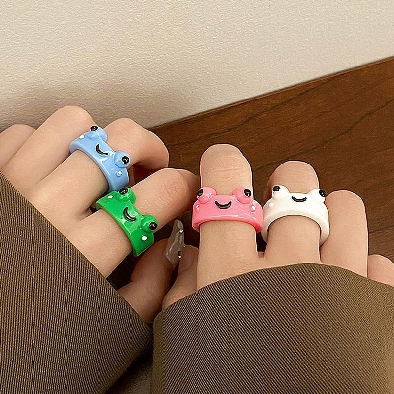 Product Introduction of Nhẫn Resin Hình Ếch Hoạt Hình Cute Cho Nam Nữ LB101 13