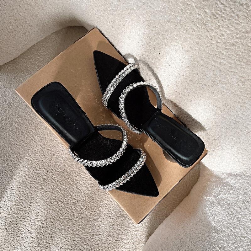 Gạo.Shoes - ( size 35-42, đi lùi size với chân dày mập mới đi đúng size ) Cao Gót 4.5Cm, Mũi Nhọn, Dây Đá 2 Nhị Sáng, Đế Chống Trơn Trượt DéP Nữ