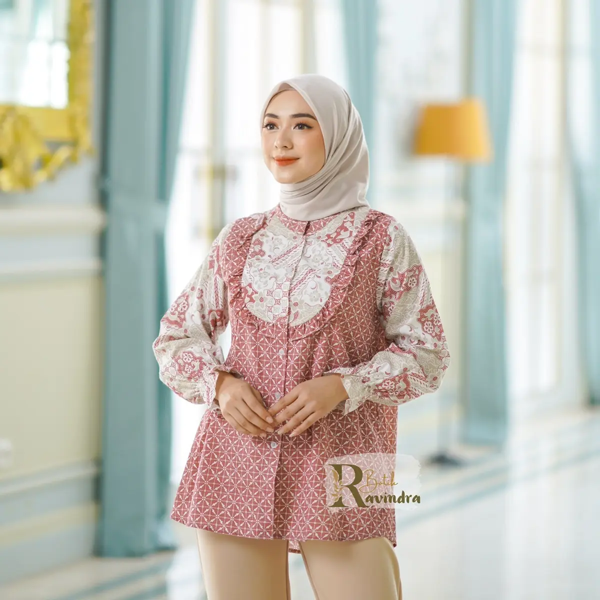 BATIK RAVINDRA Blouse Batik Atasan Megamendung Baju  Kerja  Panjang  Wanita Kancing Depan