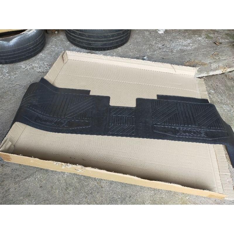 Karpet Tengah Kijang Lgx terlaris 1