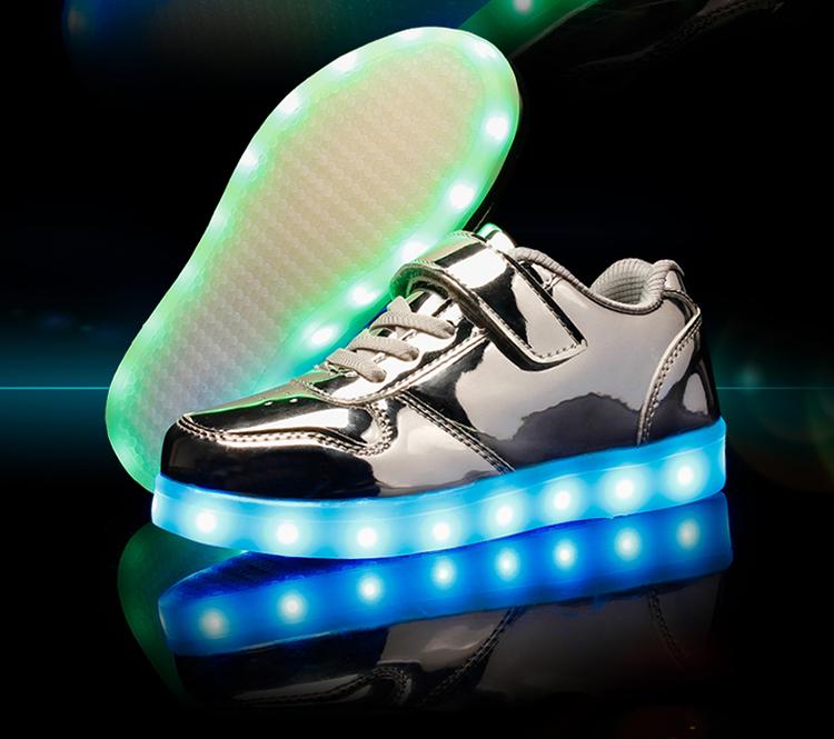 Product Introduction of JINTOHO High Quality Fashion Kids Led Shoes Fashion Waterproof Leather Sneakers Boys Girls Sport Light Shoes 24