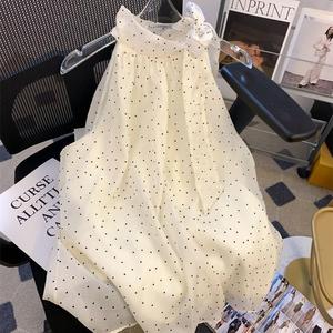 เสื้อชีฟอง เชือกแขวนคอ ลายจุด ผูกเอง สไตล์ซัมเมอร์ของผู้หญิง ทรงหลวม ดีไซน์ตุ๊กตาล่องหน เสื้อแขนกุดเรียบหรูสุดๆ