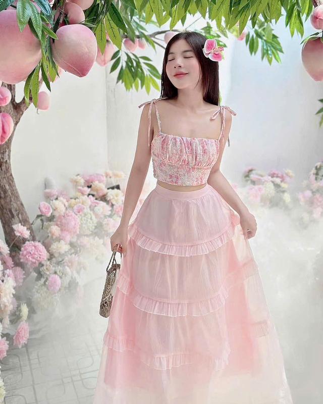 Sét váy bèo 4 tầng có lót phối áo 2 dây in hoa duyên dáng quyến rũ nữ tính dịu dàng phù hợp với mọi phong cách 2