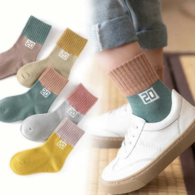 【Hot】 Combo 10 đôi tất trẻ con số 20 - Tất trẻ con
