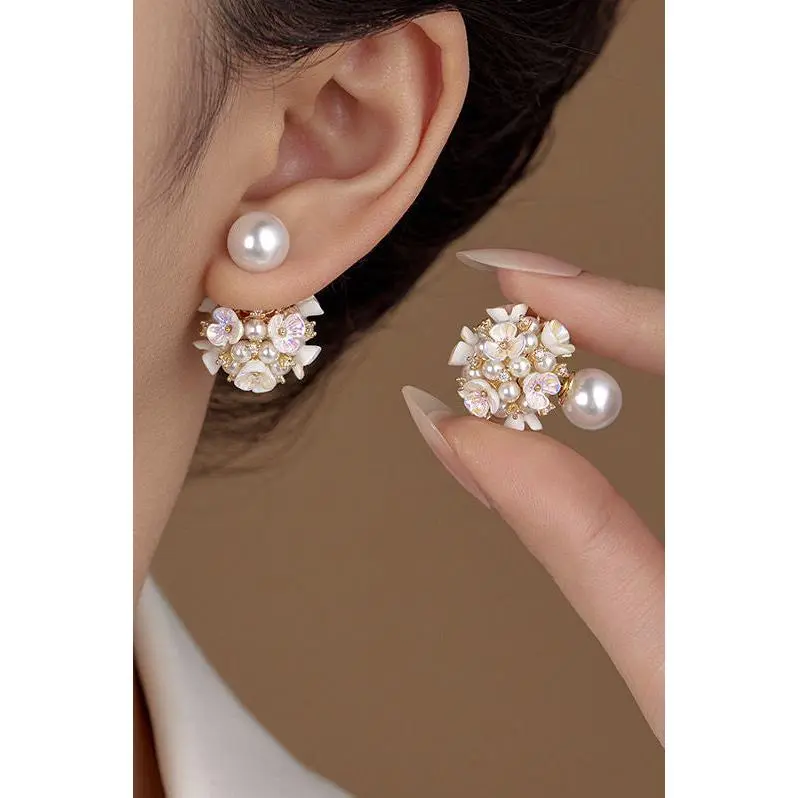 Pearl flower stud earrings