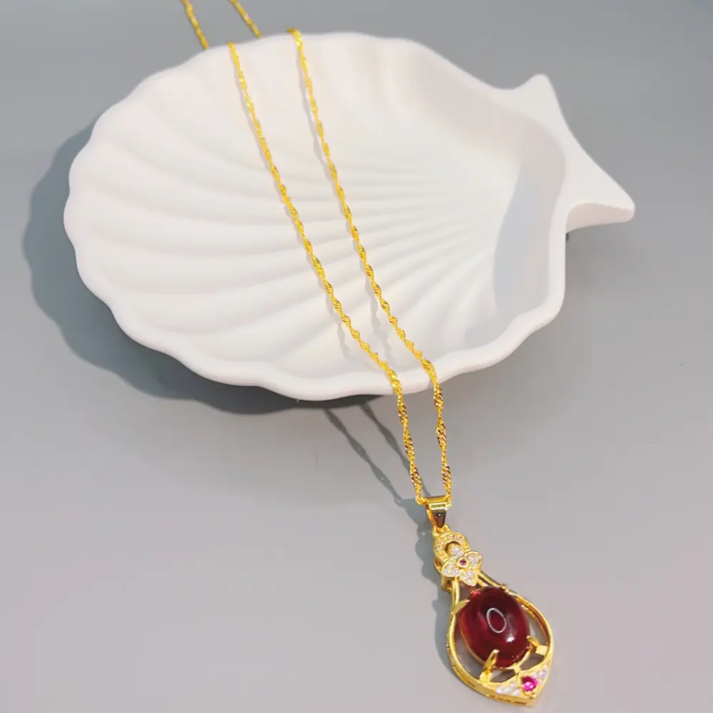 Vòng Cổ Cỏ Bốn Lá, Mạ Vàng, Ruby Thả, Dây Chuyền Nước, Kim Cương Nghiền
