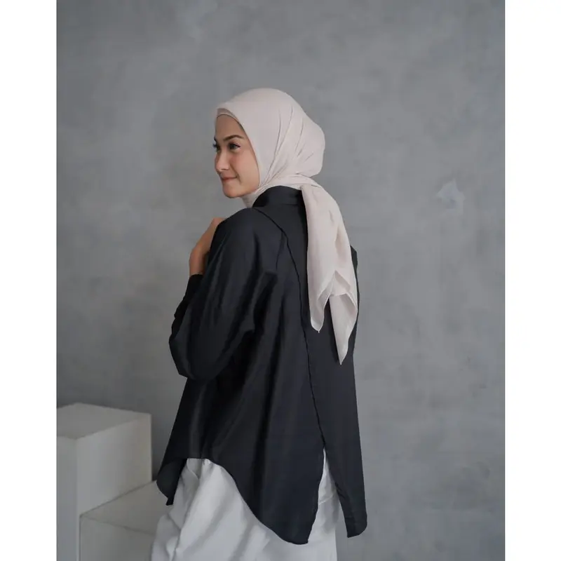 Kemeja Linen Wanita Nelka Shirt 8