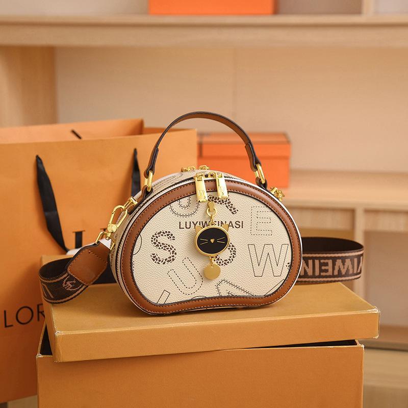 Túi Xách Nữ Mèo Thần Tài (Mẫu Mới) Bag Da KN2618 túi  hình