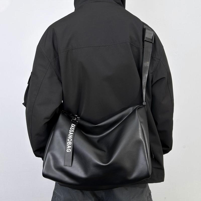 Túi Đeo Chéo, Dung Tích Lớn, Thiết Kế Họa Tiết Chất Liệu Da Mềm Cao Cấp, Thích Hợp Tập Gym Cho Nam, Thời Trang, Đơn Giản Và Hợp Xu hướng, Được Bán Chạy Tại Cửa Hàng, Năm 2025